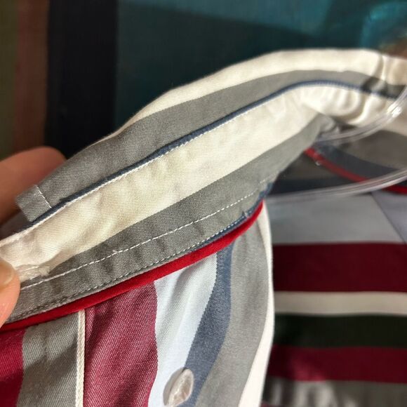 Vintage Y2K Tommy Hilfiger Red and Blue Striped Men's Shirt XL - Picture 5 of 16